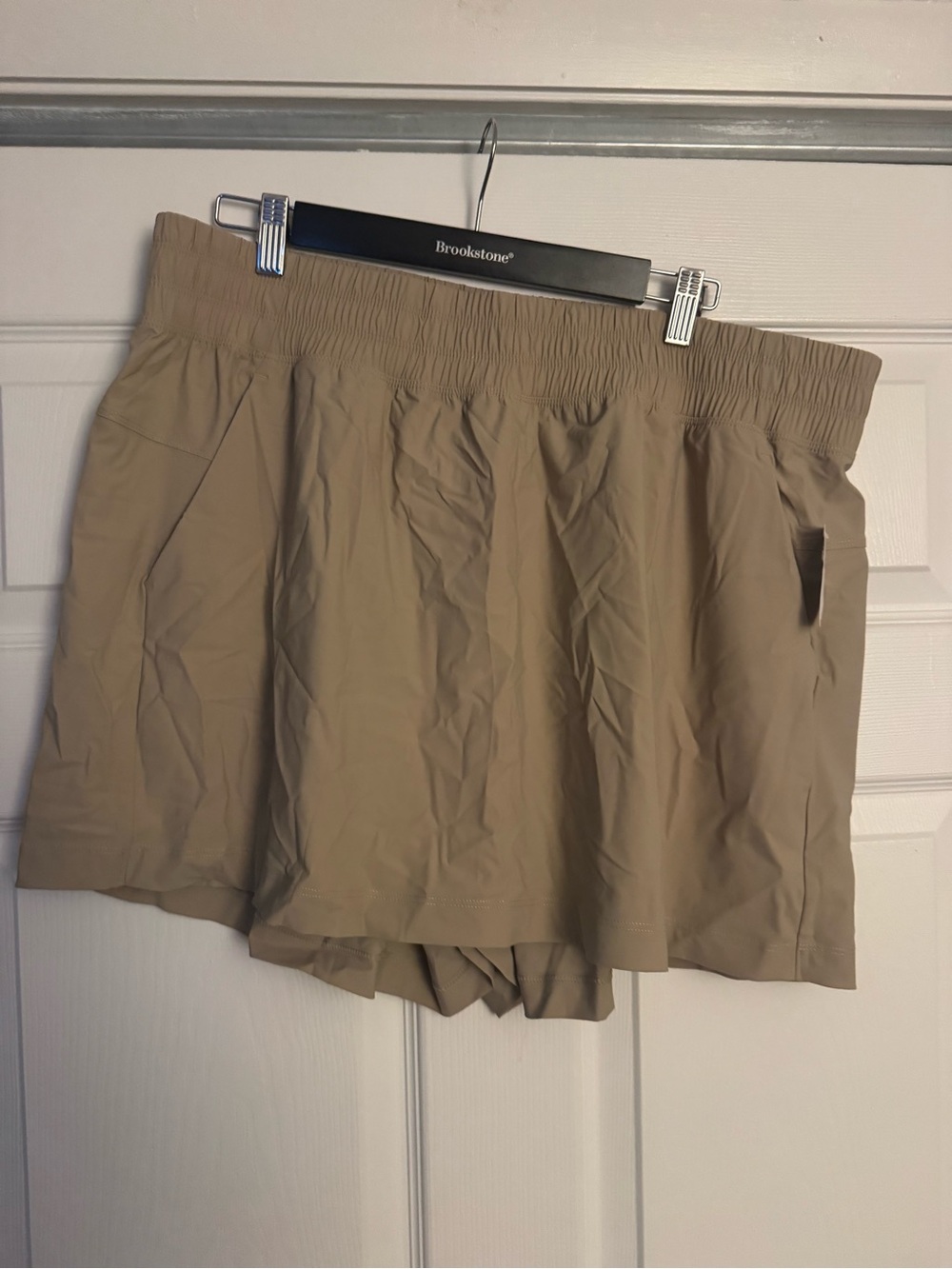 Old Navy Women's Activewear Skort - Khaki